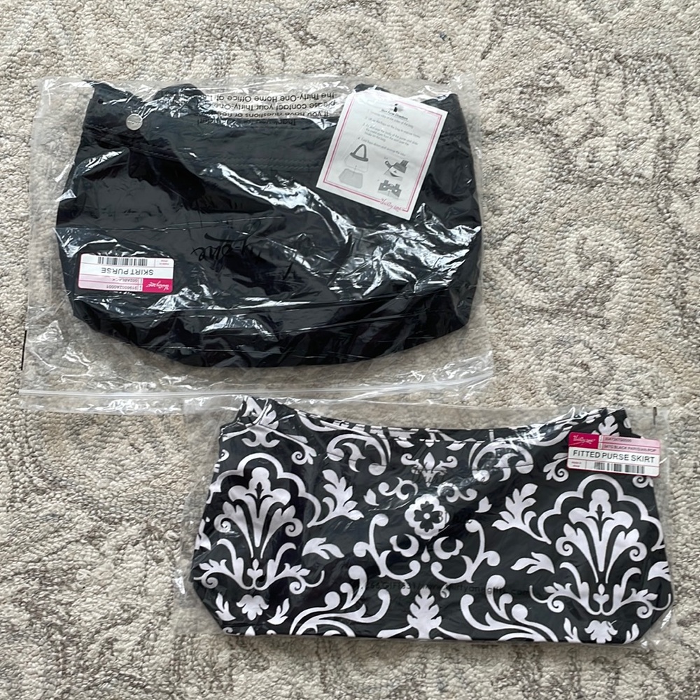 Brand New In Packaging Thirty-one Skirt Purse with Skirt